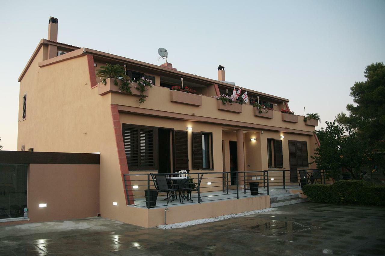 Oliver'S House Sardinia Apartment Flumini di Quartu Ngoại thất bức ảnh
